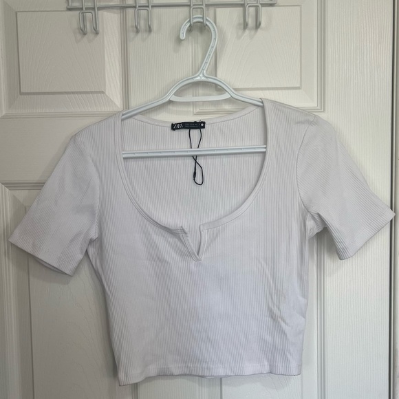 Zara Cropped Top, Short Sleeves, White - Picture 1 of 1